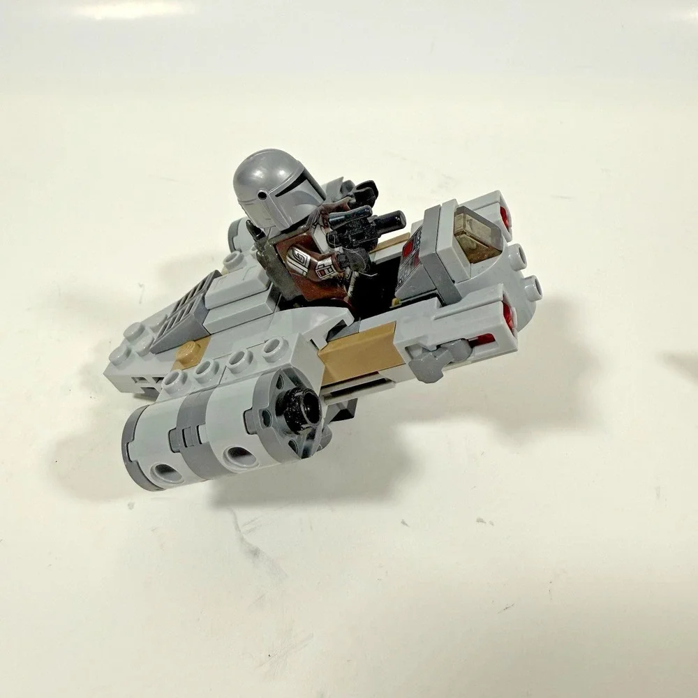 LEGO Star Wars The Mandalorian N-1 Starfighter Microfighter 75363 Kids Grey Set